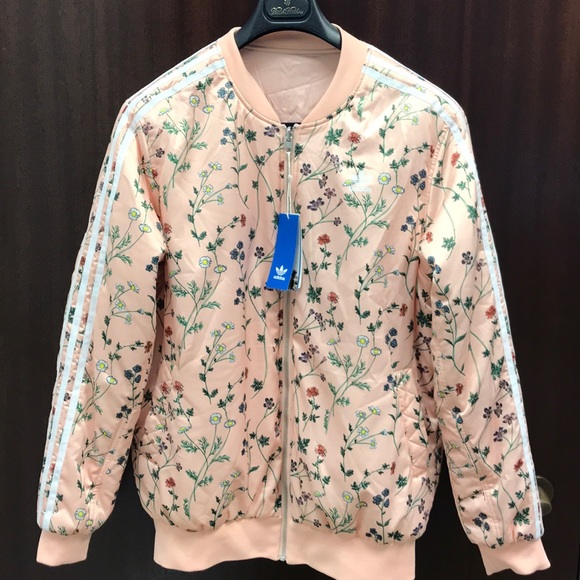 NWT Adidas Pink Floral Love Set Reversible Bomber NWT NWT Adidas Pink Floral Love Set Reversible Bomber NWT